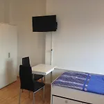 Montagehotel Bed & Steel Linz