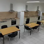 Montagehotel Bed & Steel 2* Linz