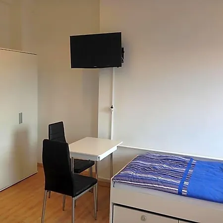Montagehotel Bed & Steel Hotel Linz