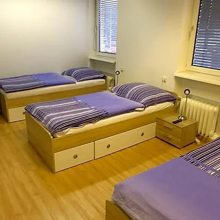 Montagehotel Bed & Steel Hotel Linz