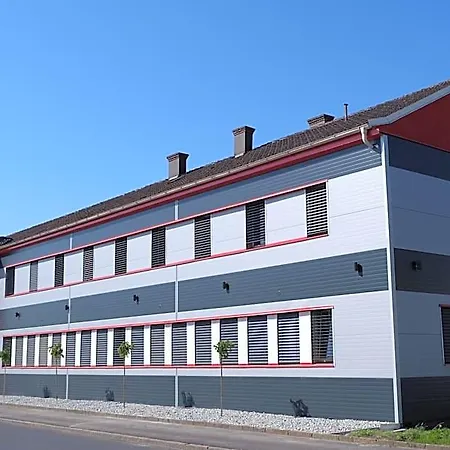 Montagehotel Bed & Steel Linz