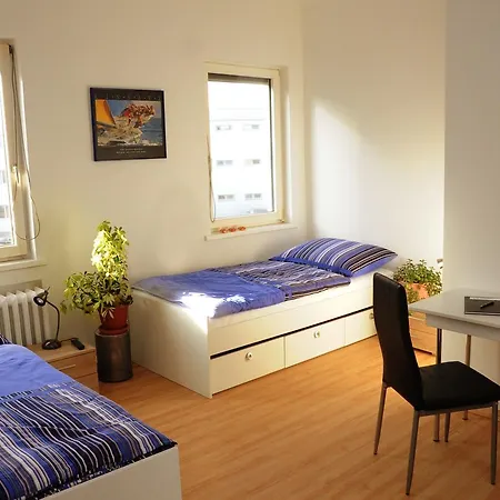 Montagehotel Bed&steel 2*