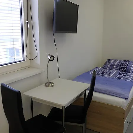 Montagehotel Bed & Steel Linz