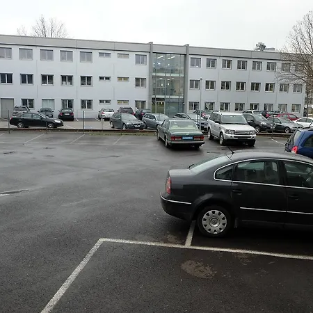 蒙塔格住宿及钢铁酒店 酒店